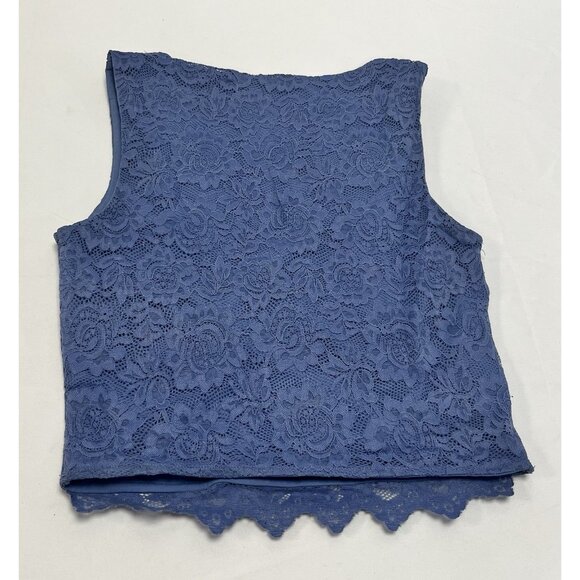 Reoria Blue Cropped Tank Top Lace Overlay Size M Small V Neck 💙 - Picture 4 of 5